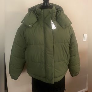 NWT American Eagle Puffer Jacket